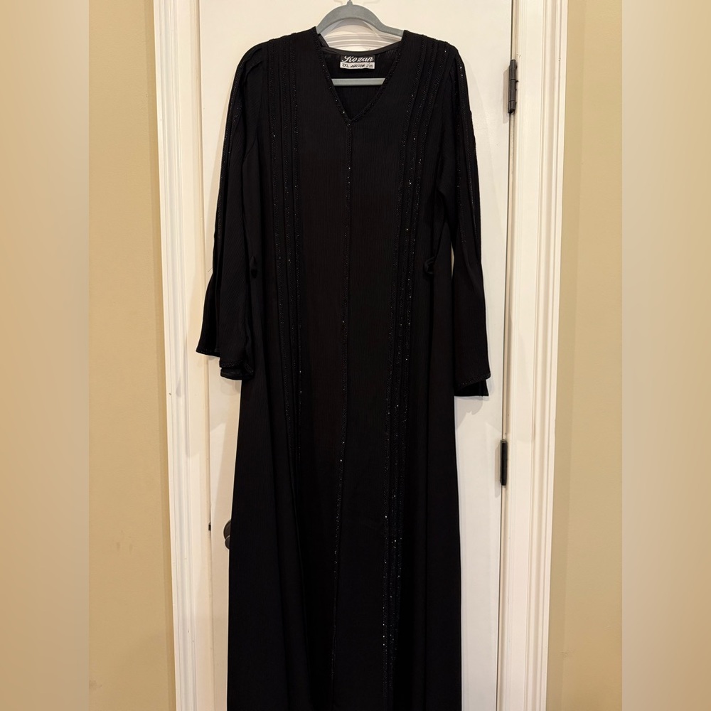 Black abaya with embellishments